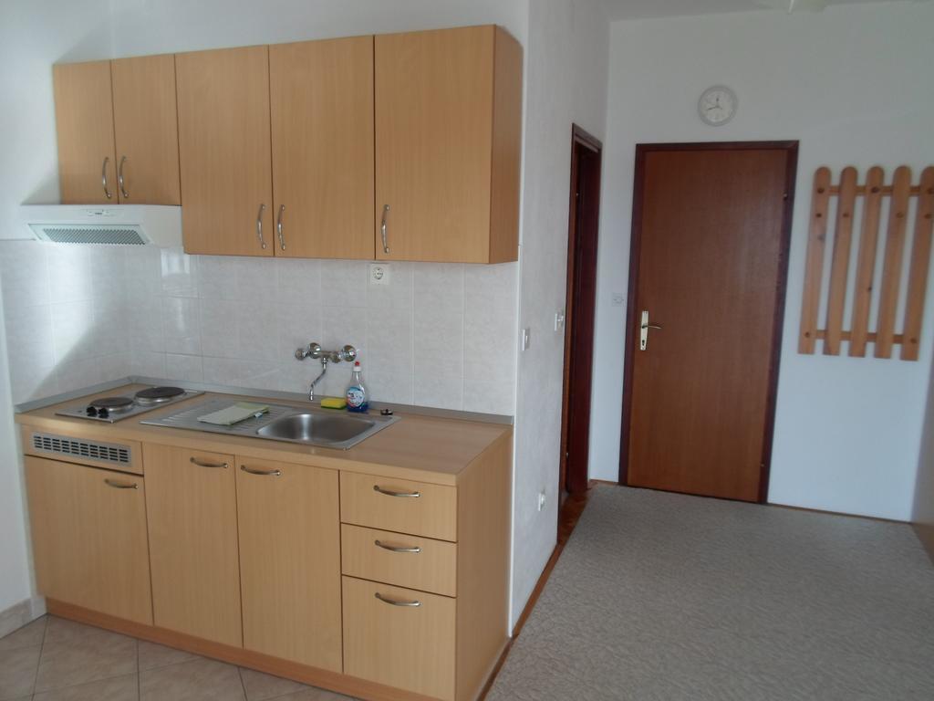 Apartments Branko Nin Pokoj fotografie